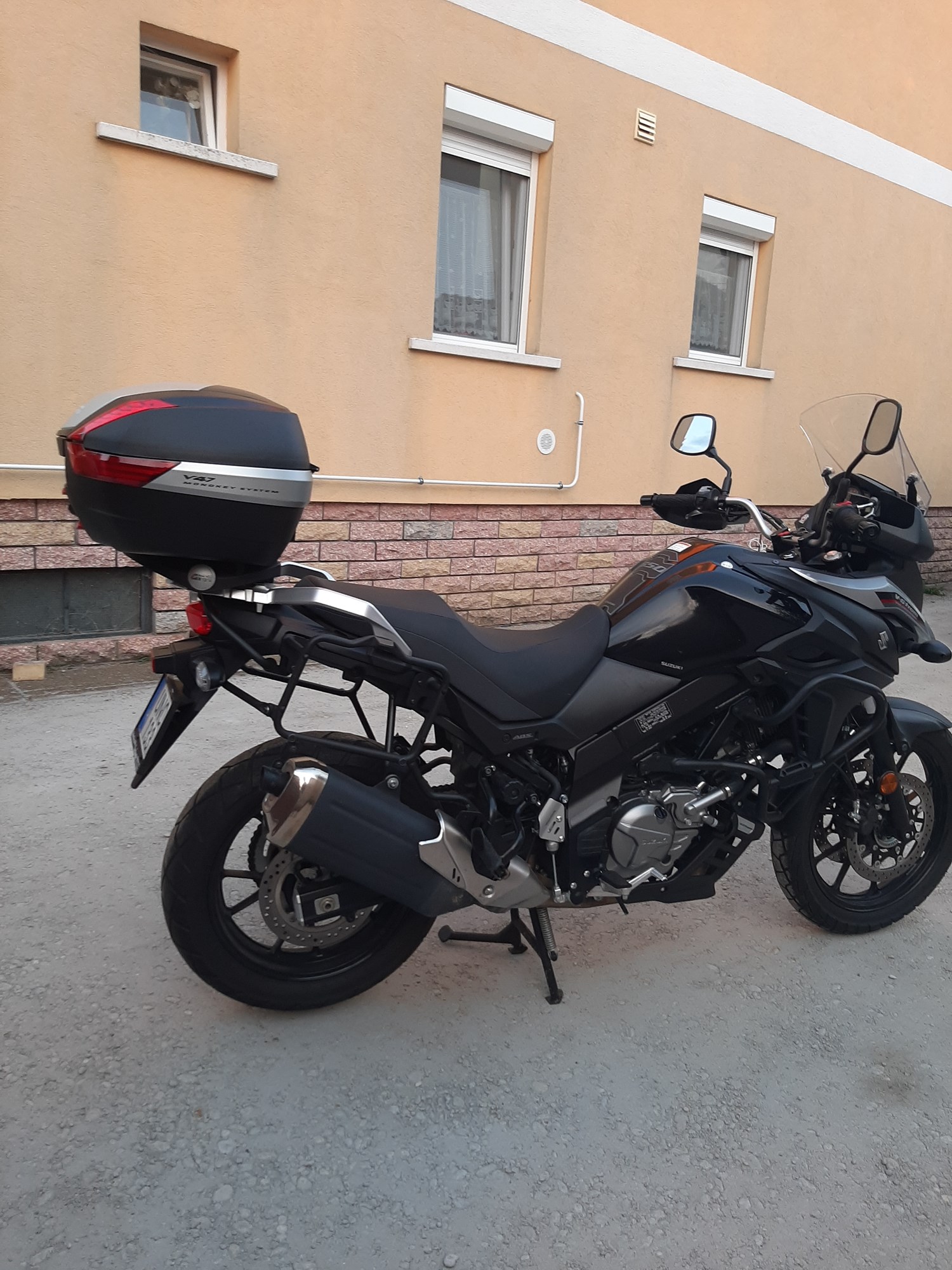 SUZUKI DL 650, 6. kp